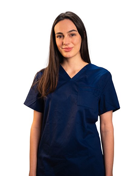 Dr. Vladyslava Balatska, veterinarian at Blue Oasis Vet